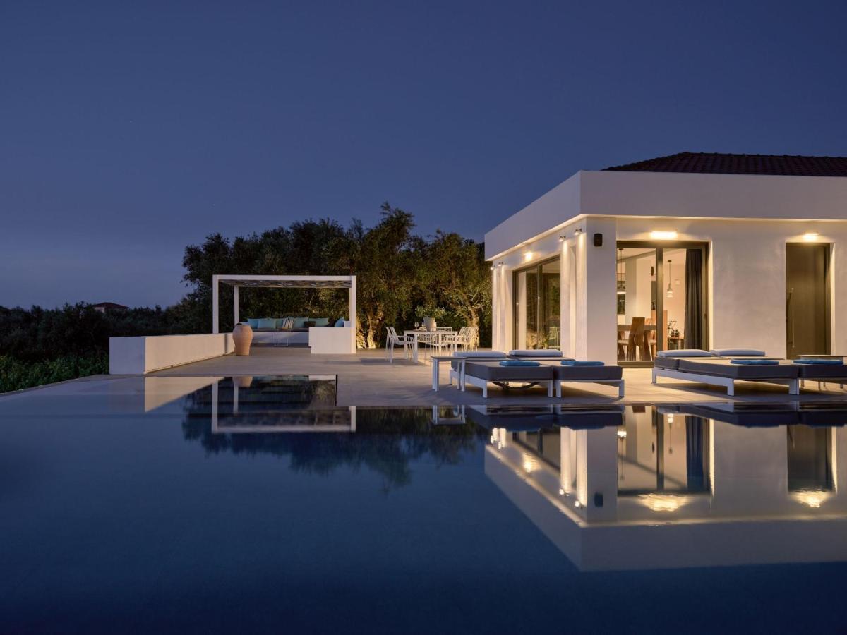 Drallos Luxury Villa Alykanas  Exteriér fotografie